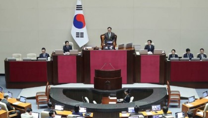 弹劾尹锡悦卡在流程上了!为啥6个法官就不行