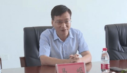 副县长拉拢6名公职人员，组建“七兄弟吃喝圈”，长期接受打牌掼蛋等“保姆式”服务