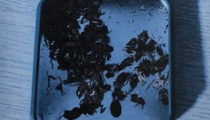 打两碗蘸料,吃一碗毁一碗!女子投虫敲诈火锅店更多细节曝光