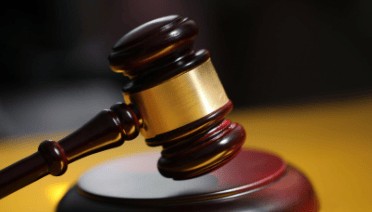 女子贷款只还了3万本金，11年后被银行扣划利息7万 银行为何被判返还？法院说理