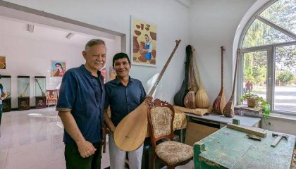 定居中国的美国教授潘维廉:中国远远领先,每次出国都感觉回到20年前