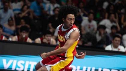 朱正赛后发文：我突破时伤到肩膀 教练只是想保护我