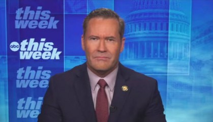 沃尔茨：特朗普将首先同普京对话，同时要求乌克兰在谈判之前动员更多兵力稳定前线