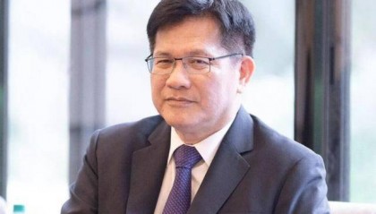 赖清德心腹偷偷离台，大陆再次祭出3大棒，郑丽文决定拼一把