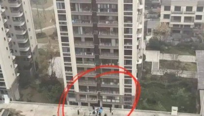 7岁孩子坠楼身亡!网友称事发时,其父正在装修作业?