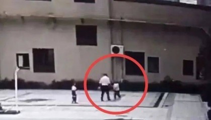 广西贺州一公职人员殴打6岁男童,被行拘后拒道歉!所属单位回应