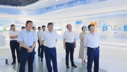 山东省人大常委会副主任、党组副书记徐海荣莅临得益乳业调研