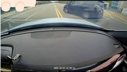 网约车女司机遭丰田别车,男子自称公安局的;临汾交警支队:辖区大队已介入调查