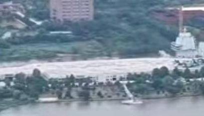 谜一样的舰岛震撼亮相！中国12万吨核航母曝光，技术已超越美国福特号？