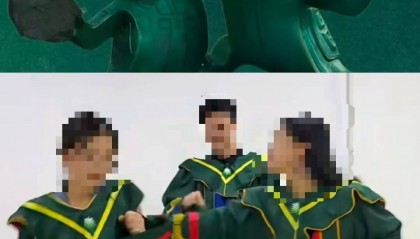 北京理工大学学位服酷似“结界兽”引吐槽,校方:可免费租借往年学位服