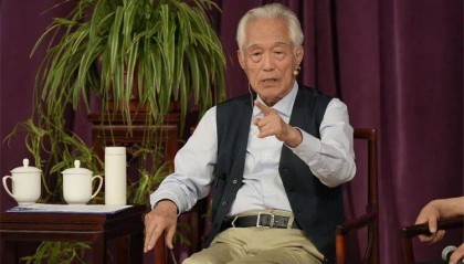 阎崇年在人民日报撰文