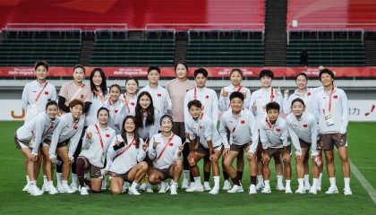 亚运会-王霜两传两射 中国女足5-1中国香港开门红