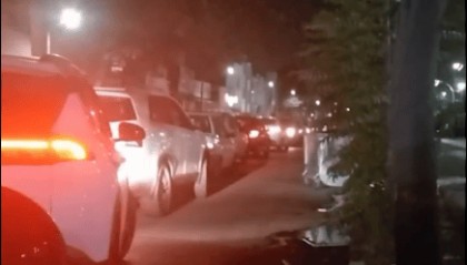 德黑兰加油站空了：伊朗人半夜排队囤油