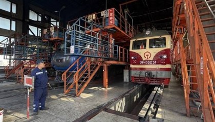 “机车医生”假期“开诊”