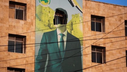 阿萨德出逃细节曝光：谎称俄方派了援军 隐瞒亲信关机跑路