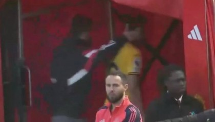 引援目标🤩阿莫林赛后快步追上库尼亚交流 球员解约金6250万镑