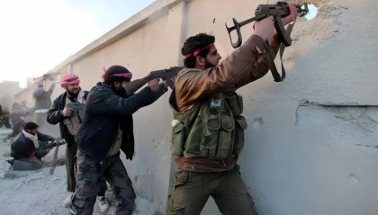 要打大仗了?俄拦不住叛军攻势,阿富汗冲破红线,强拉3国入局