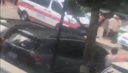 突发!山东一小区内部道路发生车祸,致1死4伤,警方通报→