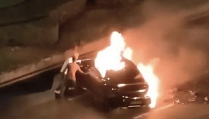 成都车祸后小米汽车直播间遭网暴,雷军抖音一月掉粉35万