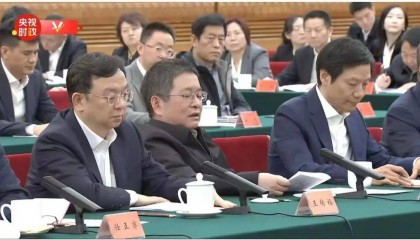 参加民企座谈会发言姿势太松弛，韦尔股份虞仁荣究竟啥来头？