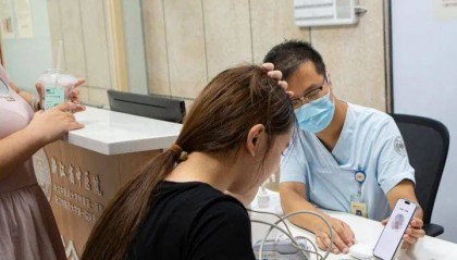 “外卖大战”首批受害者,住院了