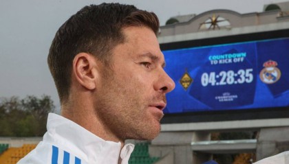 德容谈冲突：卡瓦哈尔可以私下和亚马尔谈，而不是在场上做手势