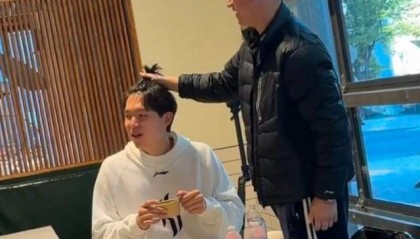 一起来为小杨加油！杨瀚森将代表开拓者出战NBA常规赛，首战面对森林狼对方内线长人林立