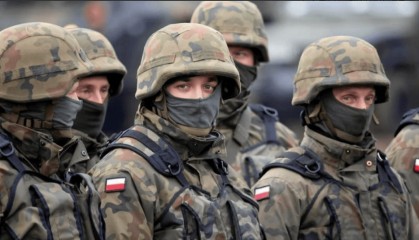 俄乌战争再洗牌！普京单挑北约，一举重创波兰部队，“纸老虎”原形毕露了？