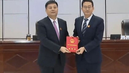 “80后”秦波,任代市长