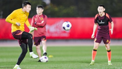 国足前瞻:再战日本拒绝惨案守住信心 放手一搏期待奇迹