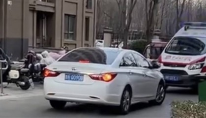 私家车阻挡救护车,车主被拘警示意义十足