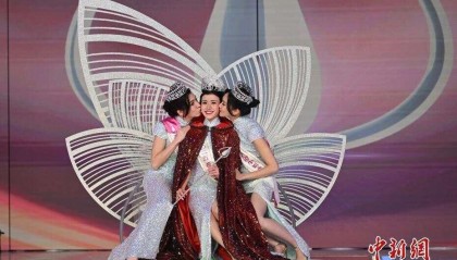 2025香港小姐三甲诞生！冠军陈咏诗加州大学伯克利分校博士，剑桥学霸施宇琪摘亚