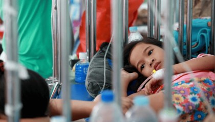 菲律宾一村现金悬赏抓蚊子，上交5只蚊子可领1毛钱，死活都算数