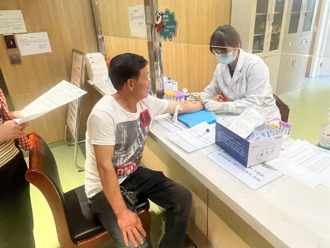 健康关爱暖人心！湾沚区总工会为部分农民工及新就业形态劳动者送上免费健康体检