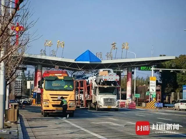 “货车集体偏航”事件中的河南泌阳:财政入不敷出 非税收入三年增长59%